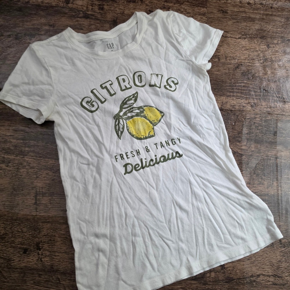 GAP Favorite Tee Women XS White Citrons Lemon Graphic Short‎ Sleeve T-Shirt